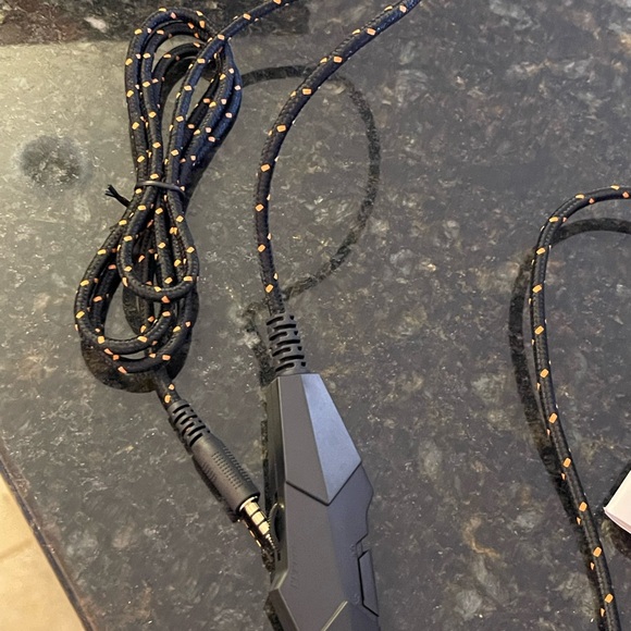 KikC Model PS-4 Pro Gaming Stereo Head Phones With Mic for Xbox, PS5, PC New - Picture 6 of 7